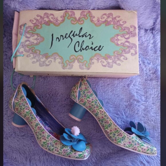 Irregular Choice Blue Pink Floral Rounded Heel Size 41EU - Picture 2 of 8